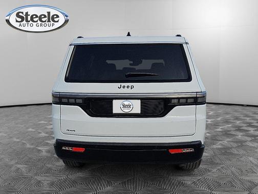 2026 Jeep Grand Wagoneer Base