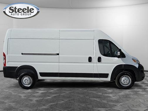 Bright White Clearcoat 2026 RAM ProMaster 2500 High Roof