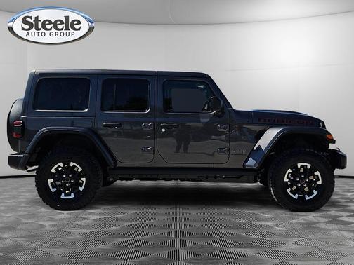 Granite Crystal Clearcoat Metallic 2026 Jeep Wrangler Rubicon