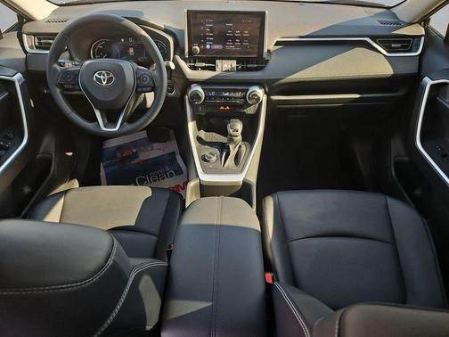 2023 Toyota RAV4 Hybrid XLE Premium
