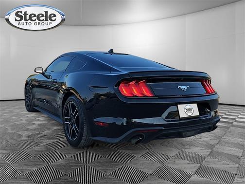 2022 Ford Mustang EcoBoost Premium