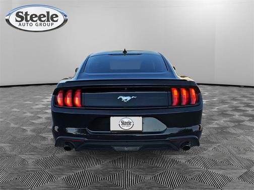 2022 Ford Mustang EcoBoost Premium