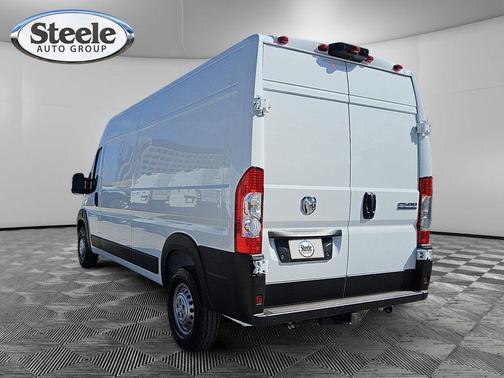 Bright White Clearcoat 2026 RAM ProMaster 2500 High Roof