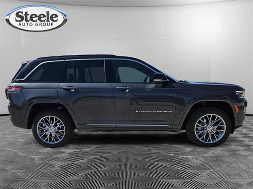 2025 Jeep Grand Cherokee Summit