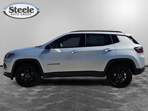 Silver Zynith 2026 Jeep Compass Latitude