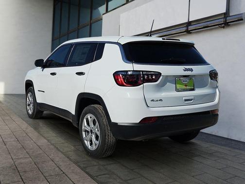 2025 Jeep Compass Sport