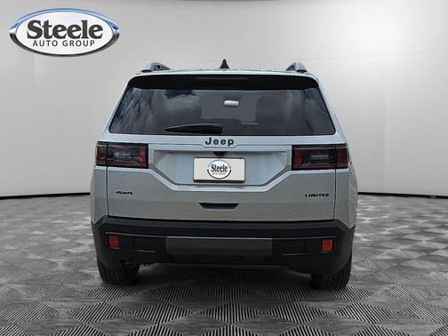 Silver Zynith Clearcoat 2026 Jeep Cherokee LAREDO/LIMITED