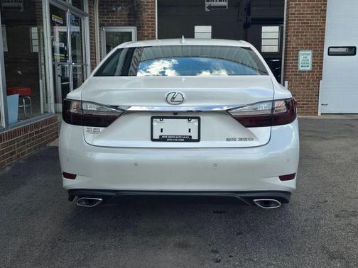 2018 Lexus ES 350 Base