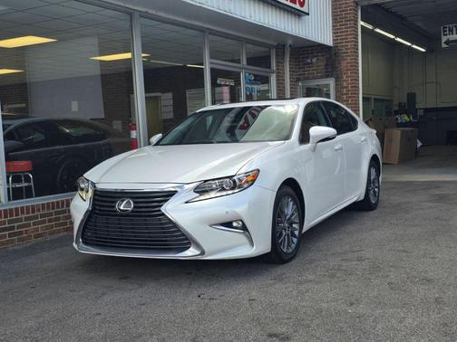 2018 Lexus ES 350 Base