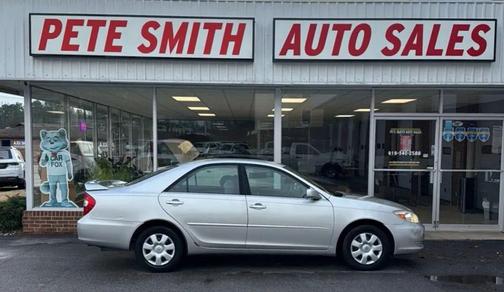 2004 Toyota Camry LE