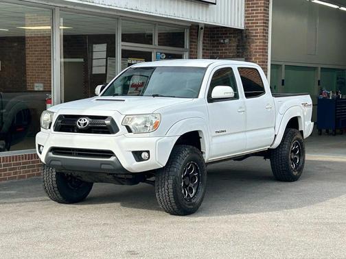 2014 Toyota Tacoma Base