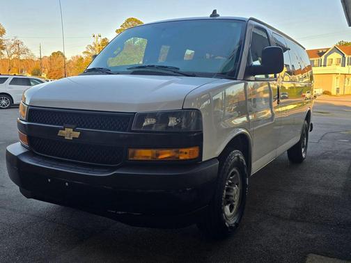 2020 Chevrolet Express 2500 LS