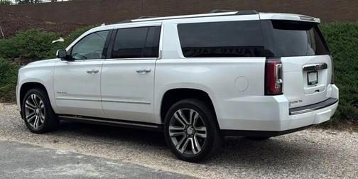 White 2019 GMC Yukon XL Denali