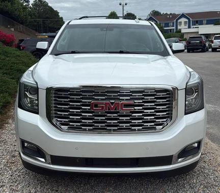 White 2019 GMC Yukon XL Denali
