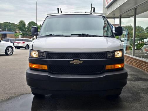 2020 Chevrolet Express 2500 RWD 2500 Regular Wheelbase WT