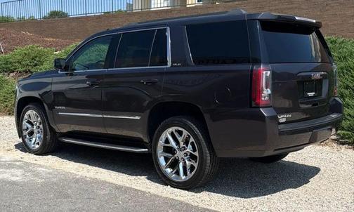 Iridium Metallic 2017 GMC Yukon SLE
