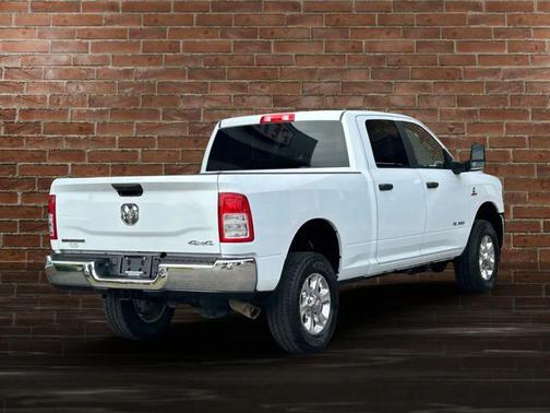 2023 RAM 2500 Big Horn Crew Cab 4x4 6'4' Box