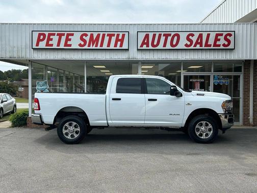 2023 RAM 2500 Big Horn Crew Cab 4x4 6'4' Box