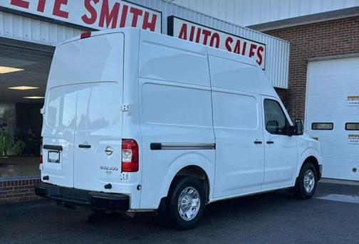 2021 Nissan NV Cargo NV2500 HD SV V8