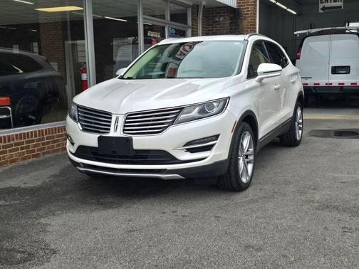 2015 Lincoln MKC Base