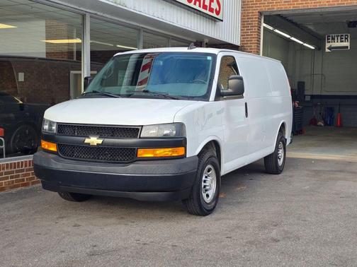2020 Chevrolet Express 2500 RWD 2500 Regular Wheelbase WT
