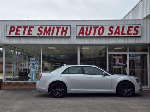 2022 Chrysler 300 S