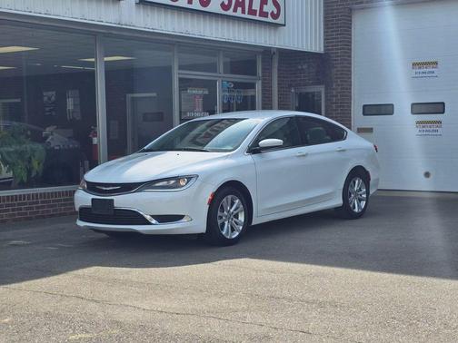 2016 Chrysler 200 Limited