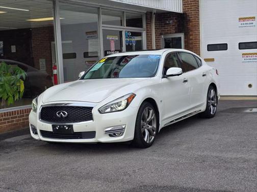 2016 INFINITI Q70L 3.7