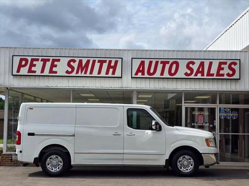 2017 Nissan NV Cargo NV3500 HD S V8