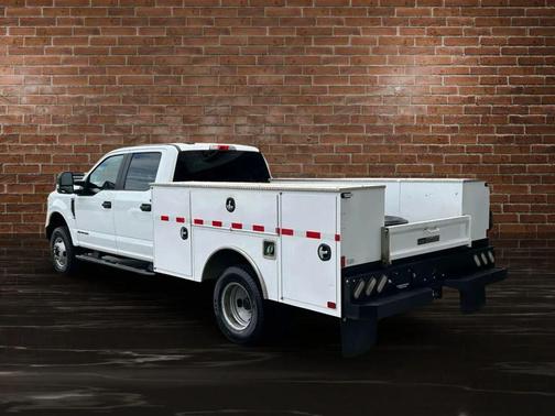 2022 Ford F-350 XL