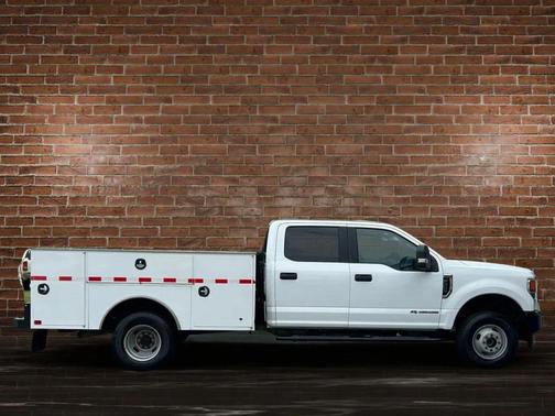 2022 Ford F-350 XL