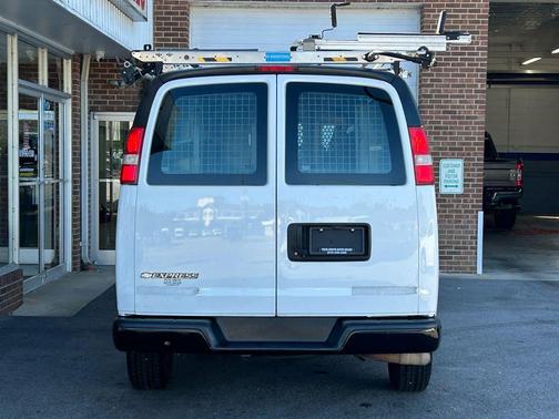 2018 Chevrolet Express 2500 Work Van