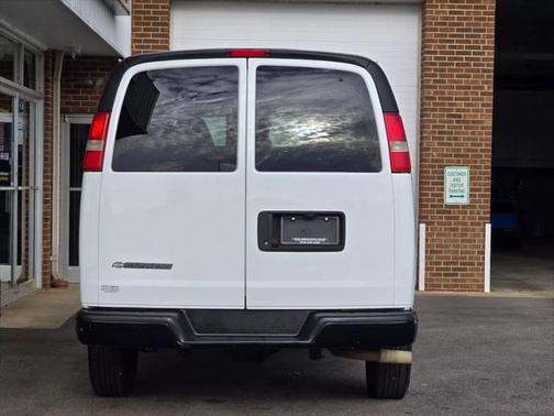 2015 Chevrolet Express 2500 LS