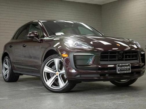 2023 Porsche Macan Base
