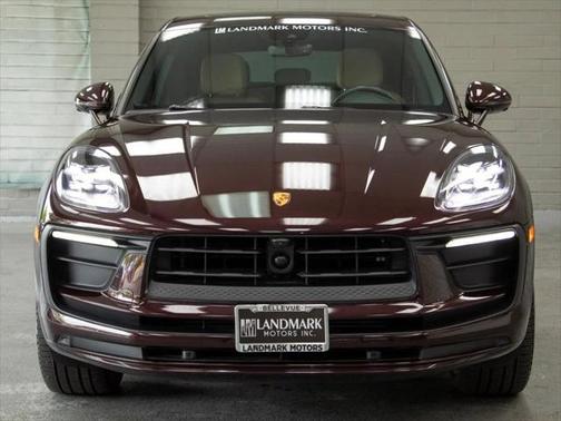 2023 Porsche Macan Base