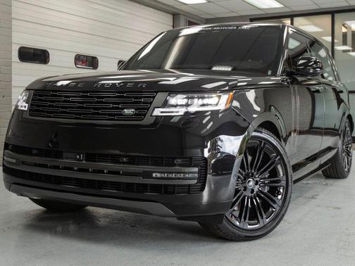 2025 Land Rover Range Rover P530 SE 7 Seat