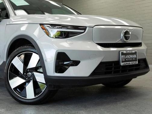 2023 Volvo XC40 Recharge Pure Electric Twin eAWD Ultimate