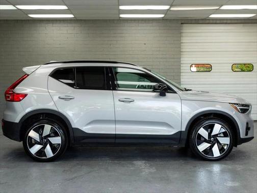 2023 Volvo XC40 Recharge Pure Electric Twin eAWD Ultimate