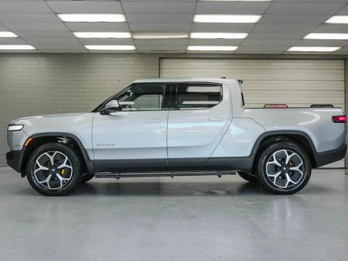Not Specified 2023 Rivian R1T Adventure Quad Motor Large Pack