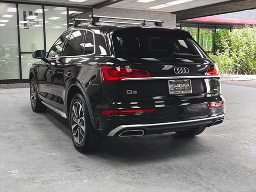 2022 Audi Q5 45 S line Premium