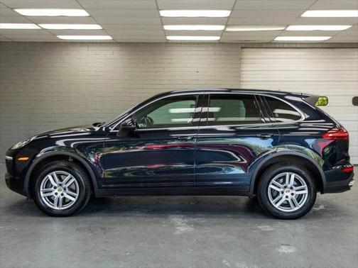 2016 Porsche Cayenne Base