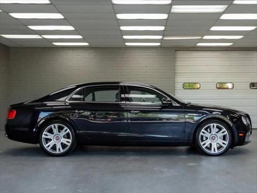 2017 Bentley Flying Spur V8 Sedan