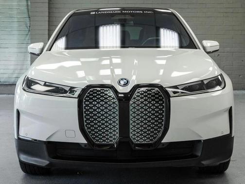 2024 BMW iX xDrive50