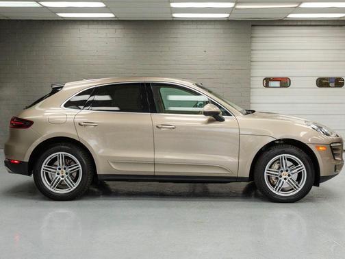 2016 Porsche Macan S