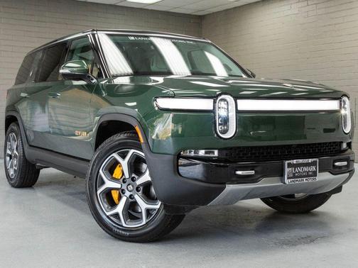 2024 Rivian R1S Adventure Quad Motor Large Pack