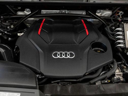 2022 Audi SQ5 3.0T Premium Plus