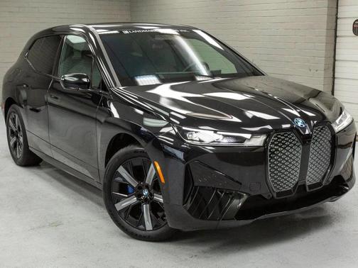 2025 BMW iX xDrive50