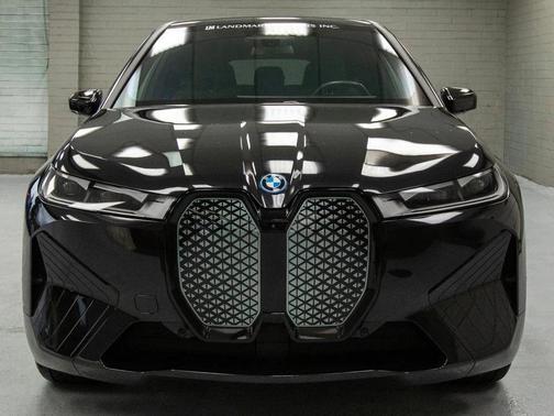 2025 BMW iX xDrive50