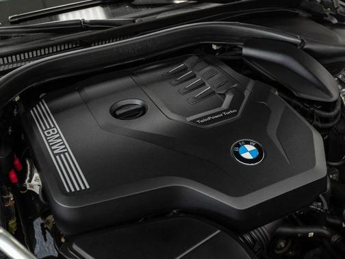 Bernina Grey Amber Effect Metallic 2021 BMW 530 xDrive