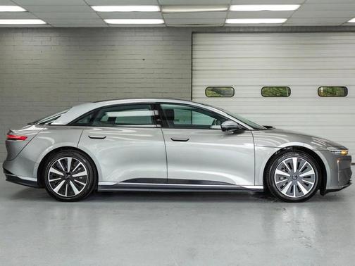 Cosmos Silver Metallic 2023 Lucid Air Grand Touring